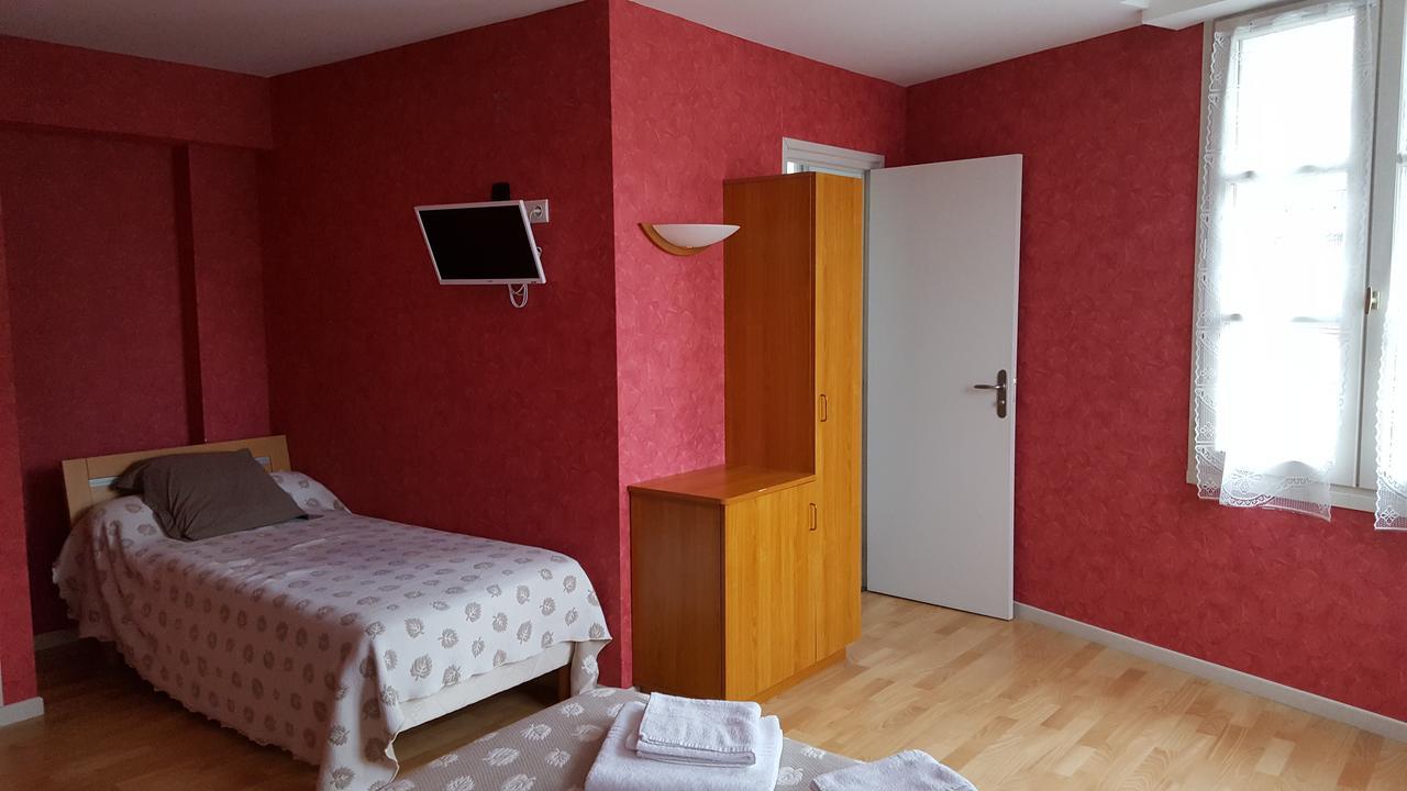 Auberge Le Cheylet Apchon Exterior photo